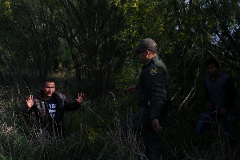 Khi giấc mơ Mỹ dừng chân ở những ruộng mía vùng biên